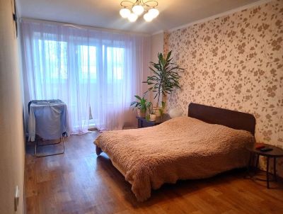 Продается 1-но комнатная квартира 35 кв.м. г.Домодедово, ул.Текстильщиков, д.21А - 5 400 000
